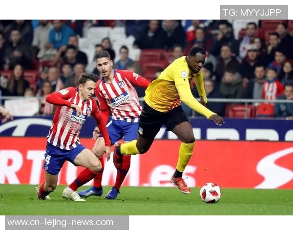 友谊赛激战马竞与里昂战成平局绝杀瞬间引发争议判罚全场沸腾